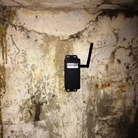 Wireless tilt (inclination) SenSpot sensor to monitor concrete wall deflection with 0.001 degrees accuracy